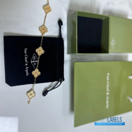 QC VCA Vintage Alhambra 10-motif necklace in 18k yellow gold.