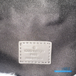 Louis Vuitton Discovery Bumbag