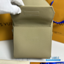 QC Louis Vuitton Takeoff Backpack in khaki Aerogram Leather