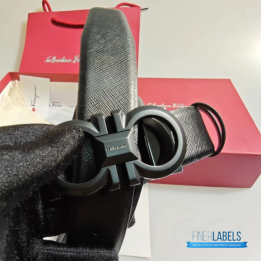 QC Salvatore Ferragamo Gancini Buckle Belt in Black Calfskin Leather