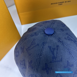 QC Louis Vuitton Blue Monogram Essential Cap