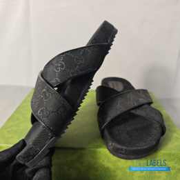 QC Gucci GG Embossed Slide Sandals in Black
