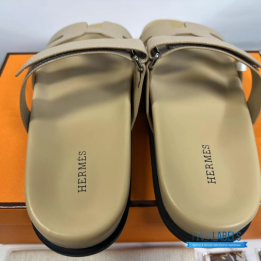 QC Hermès Chypre Sandals