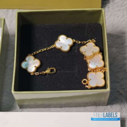 VCA Vintage Alhambra 5-motif bracelet in yellow gold and mother-of-pearl