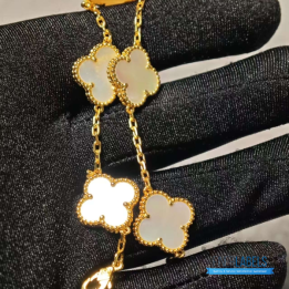 QC VCA Vintage Alhambra 5-motif bracelet in yellow gold and mother-of-pearl