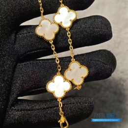 QC VCA Vintage Alhambra 5-motif bracelet in yellow gold and mother-of-pearl