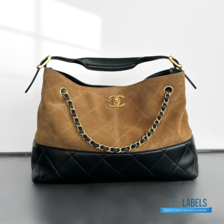 Chanel Hobo-Tote (Large) 