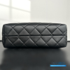 Chanel Hobo-Tote (Large) 