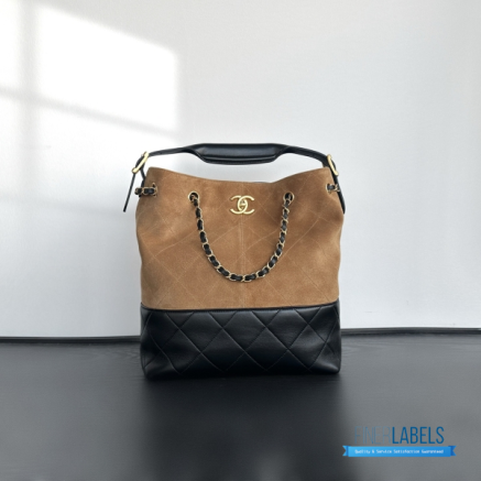Chanel Hobo-Tote (Medium)