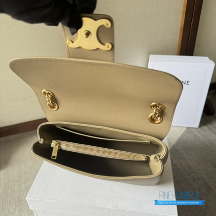 Celine Teen Victorie