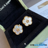 Van Cleef & Arpels Earrings