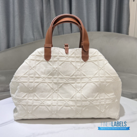 CD Medium Dior Toujours Bag