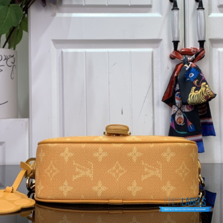 LV Montsouris SMall Bag