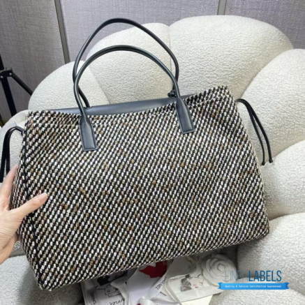 Chanel XXL Urban Essential Shopping Tote Bag (Lamie Yamal)