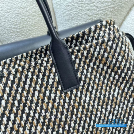 Chanel XXL Urban Essential Shopping Tote Bag (Lamie Yamal)