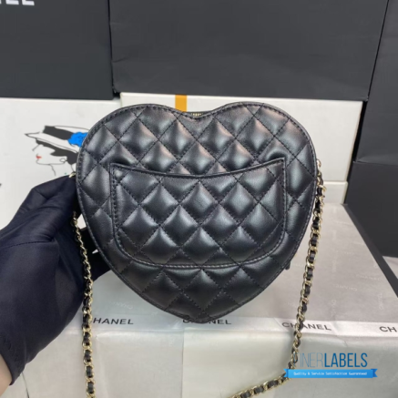 CHANEL CC In Love Heart Bag Large (Black Quilted Lambskin)