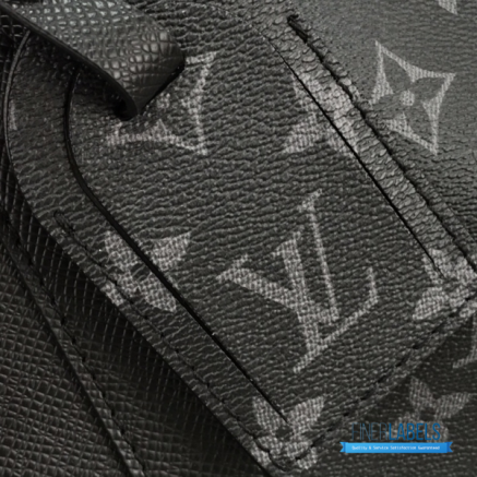 LV Keepall Bandoulière 50 (Black Taiga Leather & Monogram Eclipse Coated Canvas)