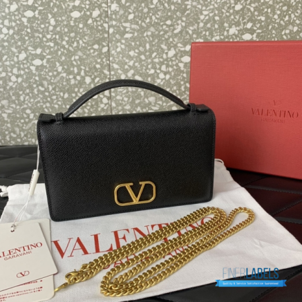 Valentino Garavani VLogo Signature Wallet With Chain (Black Grainy Calfskin)