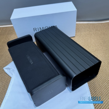 RIMOWA Specialty Watch Case 3-Slot (Matte Black Grooved Aluminum)