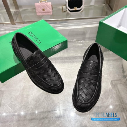 BV James Intrecciato Loafer EU 42 (Black Calfskin Leather)
