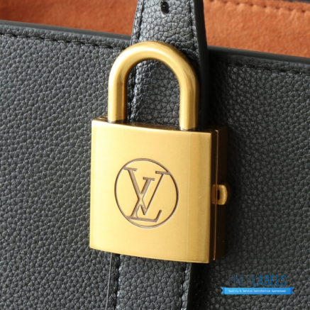 LV Low Key Cabas MM