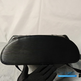 Louis Vuitton x Supreme Christopher Backpack Black