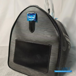 Louis Vuitton x Supreme Keepall Bandouliere Bag Black