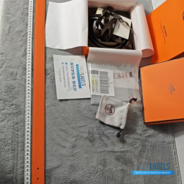 QC Hermès Reversible Belt a Gold Chaine d'Ancre Buckle