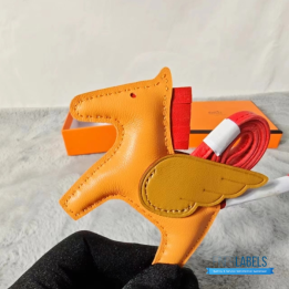 QC Hermès Rodeo Pegasus PM Charm