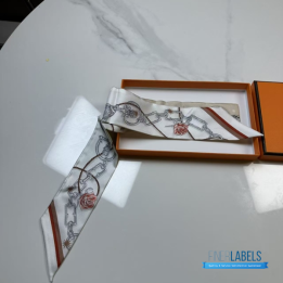 QC Hermès C'est la Fête Twilly Scarf