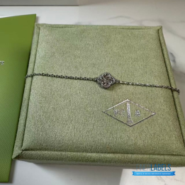 QC VCA Sweet Alhambra Bracelet