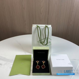 QC VCA Magic Alhambra Earring Featuring Two Vibrant Red Carnelian Clover Motifs