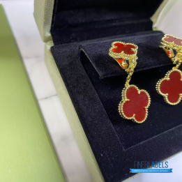 QC VCA Magic Alhambra Earring Featuring Two Vibrant Red Carnelian Clover Motifs