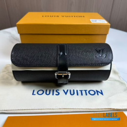 QC LV Etui 3 Montres watch case in black Taiga leather