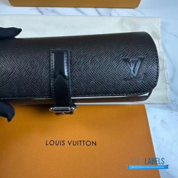 QC LV Etui 3 Montres watch case in black Taiga leather