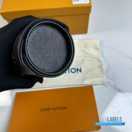 QC LV Etui 3 Montres watch case in black Taiga leather