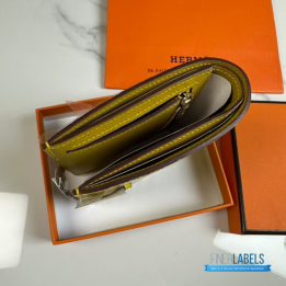 QC Hermès Bearn Compact wallet crafted in a glossy yellow (such as Jaune Ambre or Mimosa) alligator leather
