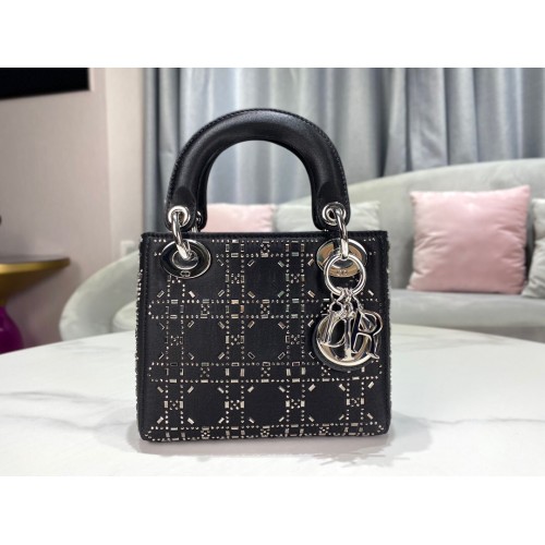 TCO10 CD Lady Dior 17 Mini 58