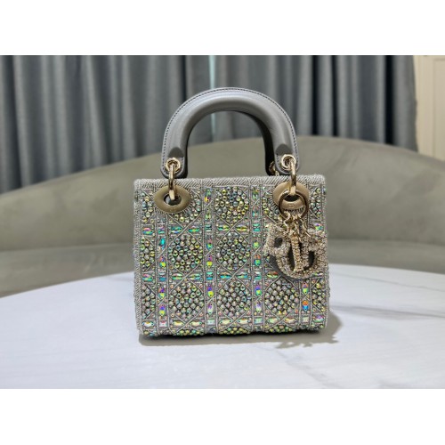 TCO10 CD Lady Dior 17 Mini 56